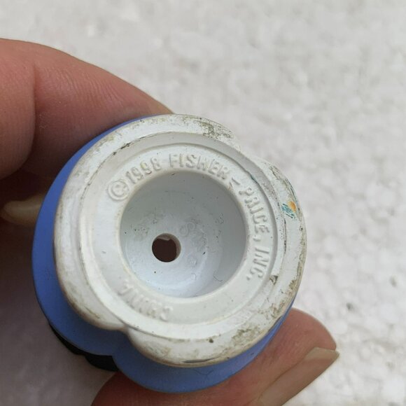 Vintage Fisher Price Asian Boy - From The Main Street Play Set - 1998 - Picture 8 of 8